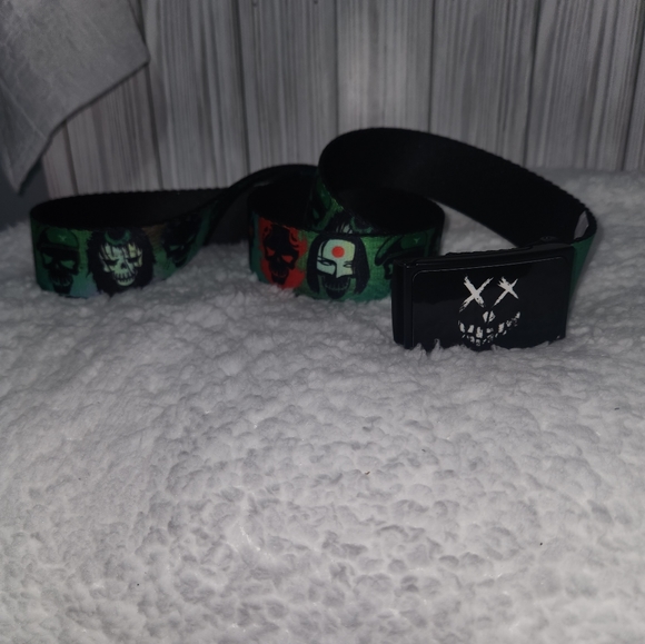 DC Suicide Squad buckle down belt - Picture 2 of 4
